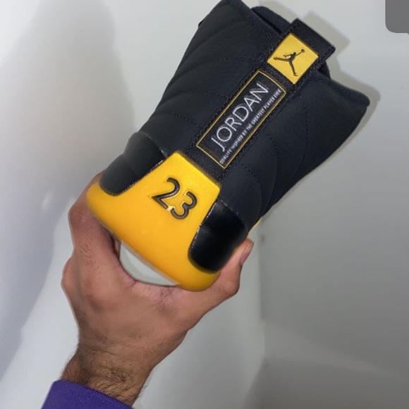 fake jordan 12 black and yellow
